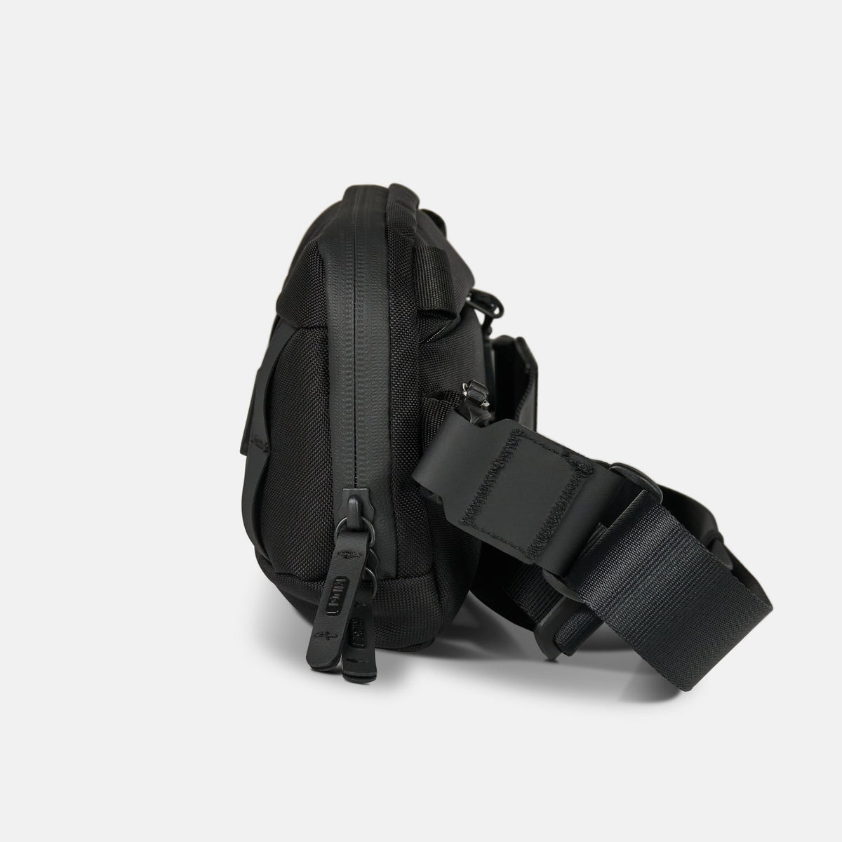 Commuter Sling - Royal Black