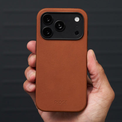 Ridge Phone Case - iPhone 18 Pro Max - Tobacco Brown Leather